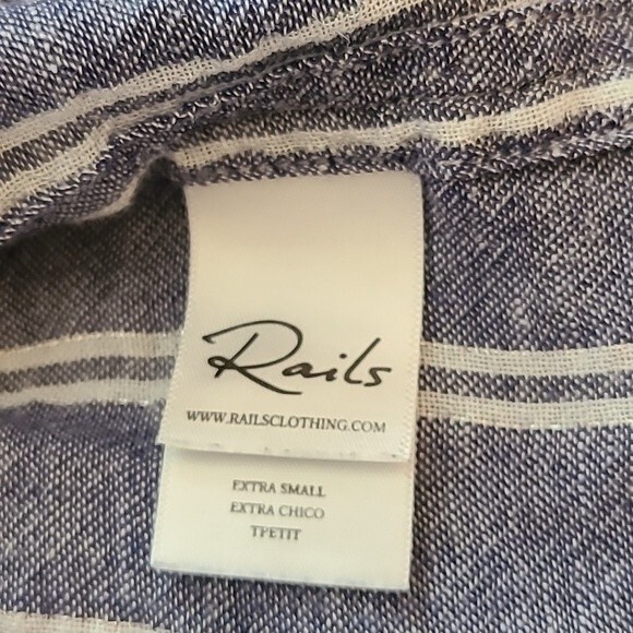 Rails Sydney Collared Artic Stripe Linnen Button Down Blouse Size XS - Picture 10 of 16